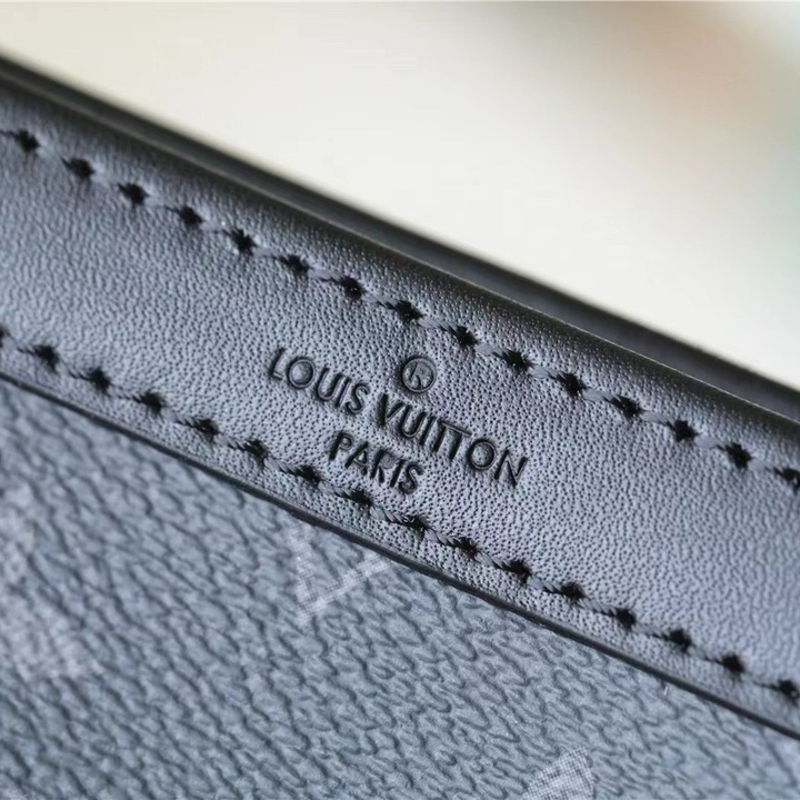 Louis Vuitton Monogram  Shoulder Bag(22-14.5-4.5cm)   - DesignerGu