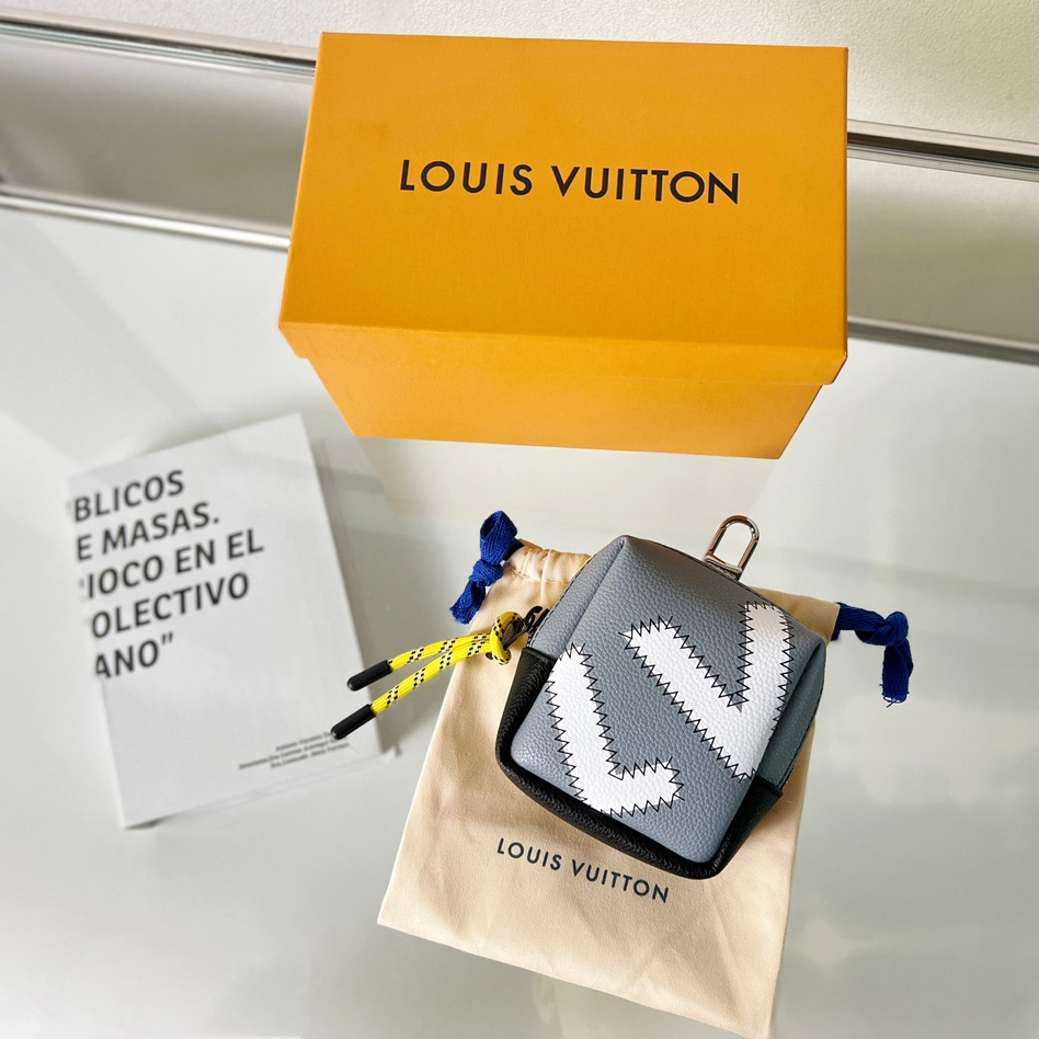 Louis Vuitton Colour Blocks Squared Pouch  M00739 - DesignerGu