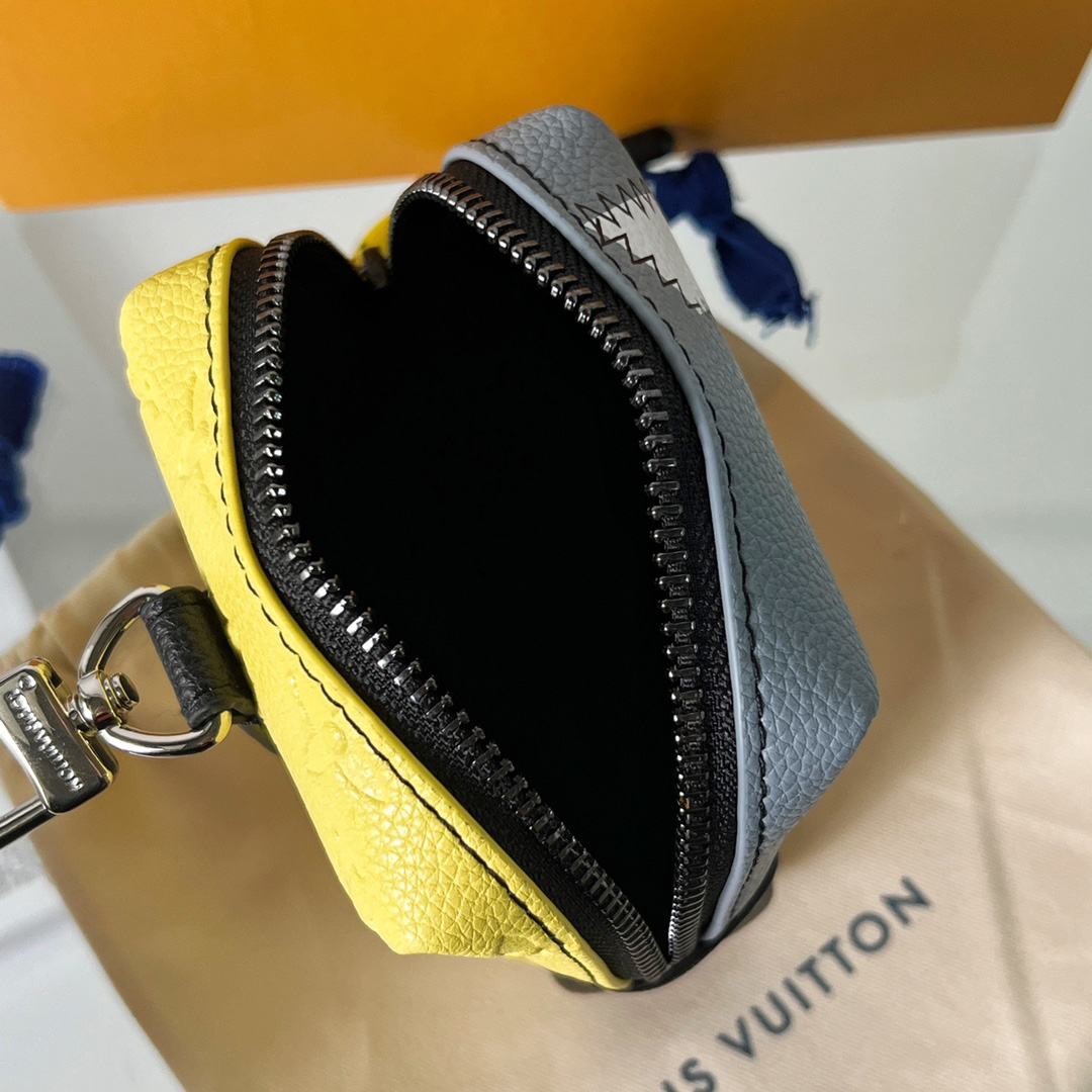 Louis Vuitton Colour Blocks Squared Pouch  M00739 - DesignerGu