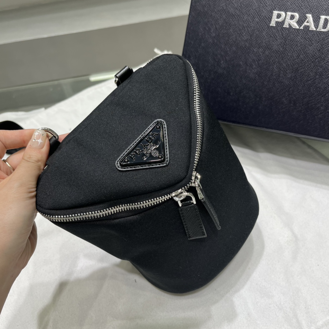 Prada Re-Nylon And Leather Shoulder Bag - DesignerGu