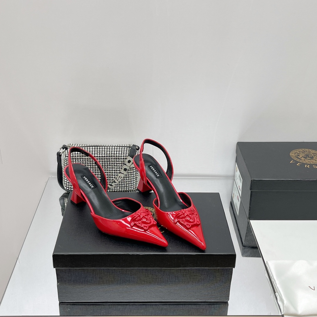 Versace La Medusa Sling-Back Pumps - DesignerGu