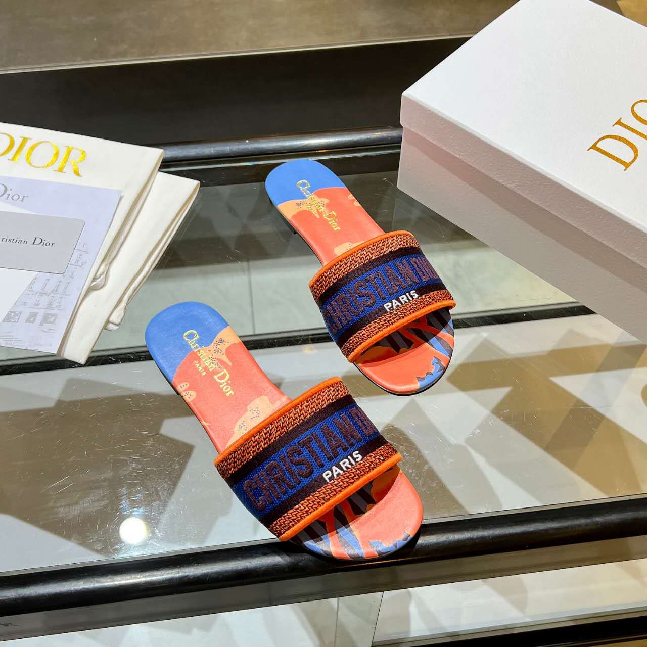 Dior Women Slides - DesignerGu