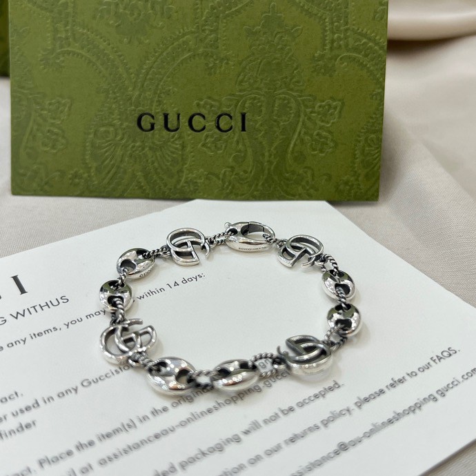 Gucci Double G Bracelet - DesignerGu