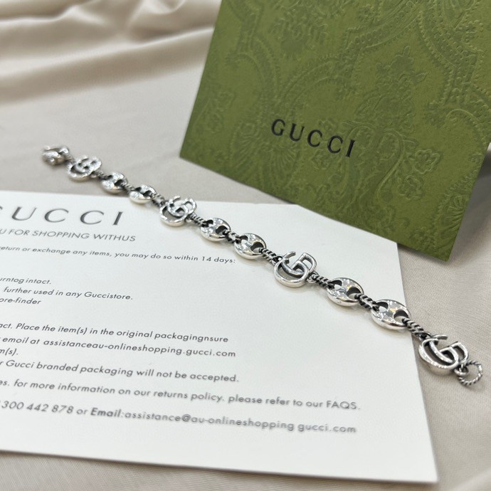 Gucci Double G Bracelet - DesignerGu