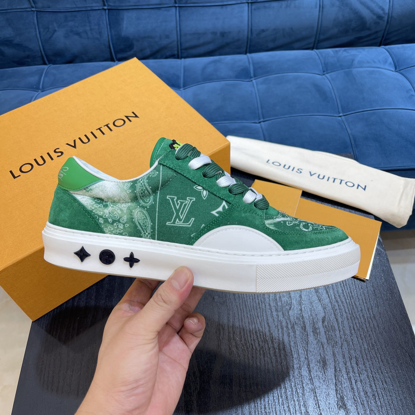 Louis Vuitton LV Ollie Sneaker      - DesignerGu