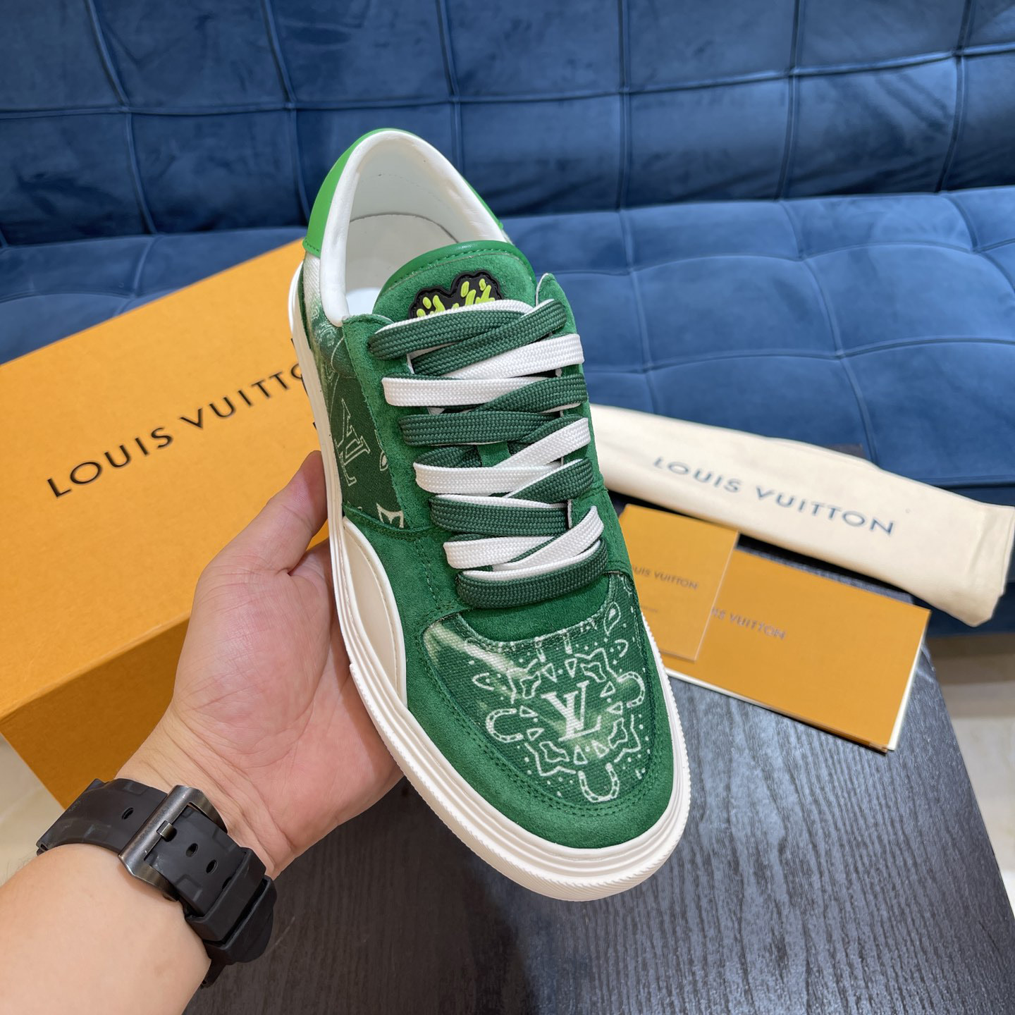 Louis Vuitton LV Ollie Sneaker      - DesignerGu