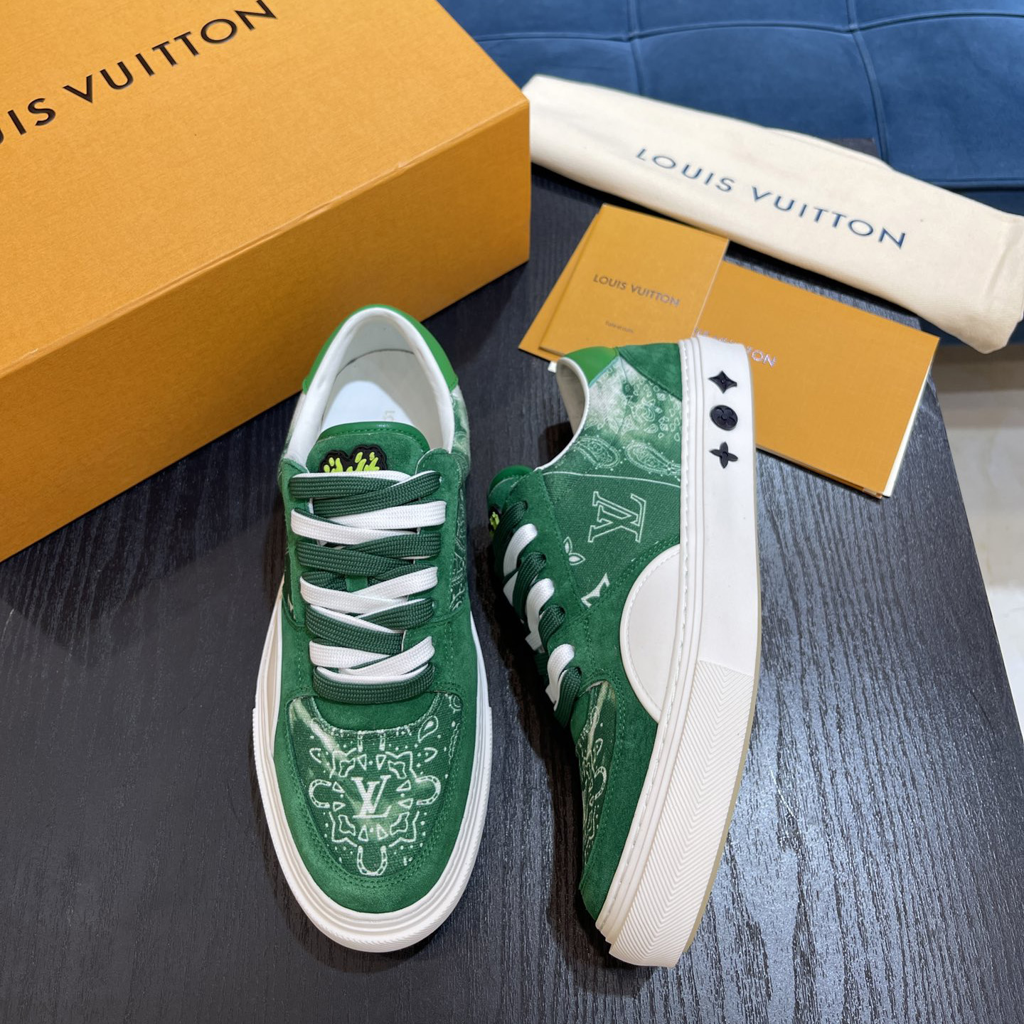 Louis Vuitton LV Ollie Sneaker      - DesignerGu