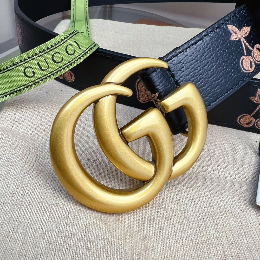 Gucci  GG Marmont Thin Belt - DesignerGu