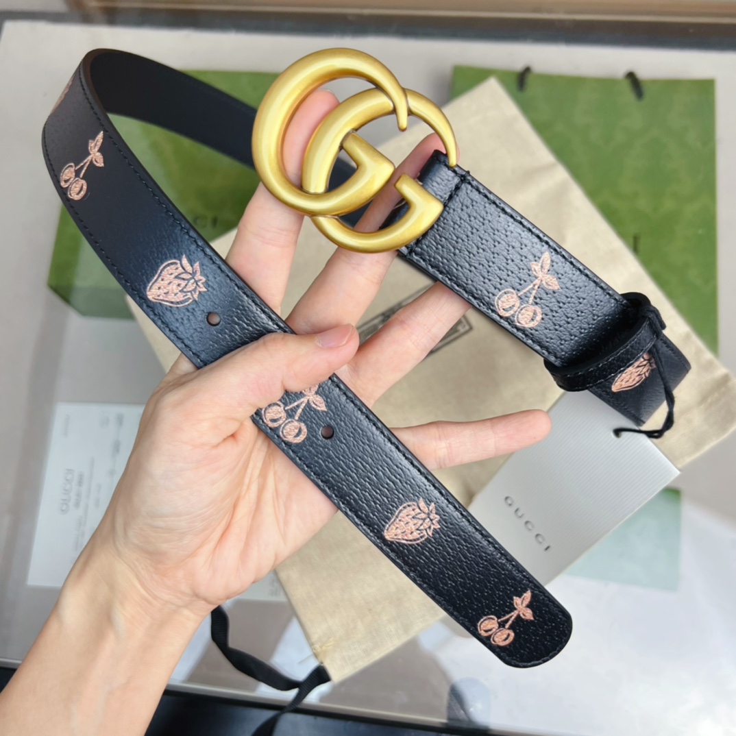 Gucci  GG Marmont Thin Belt - DesignerGu