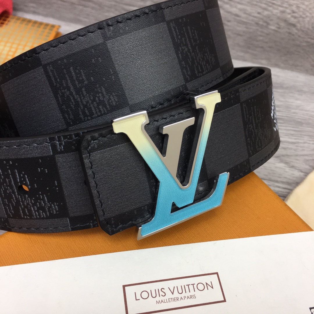 Louis Vuitton Shape 40MM Reversible Belt - DesignerGu