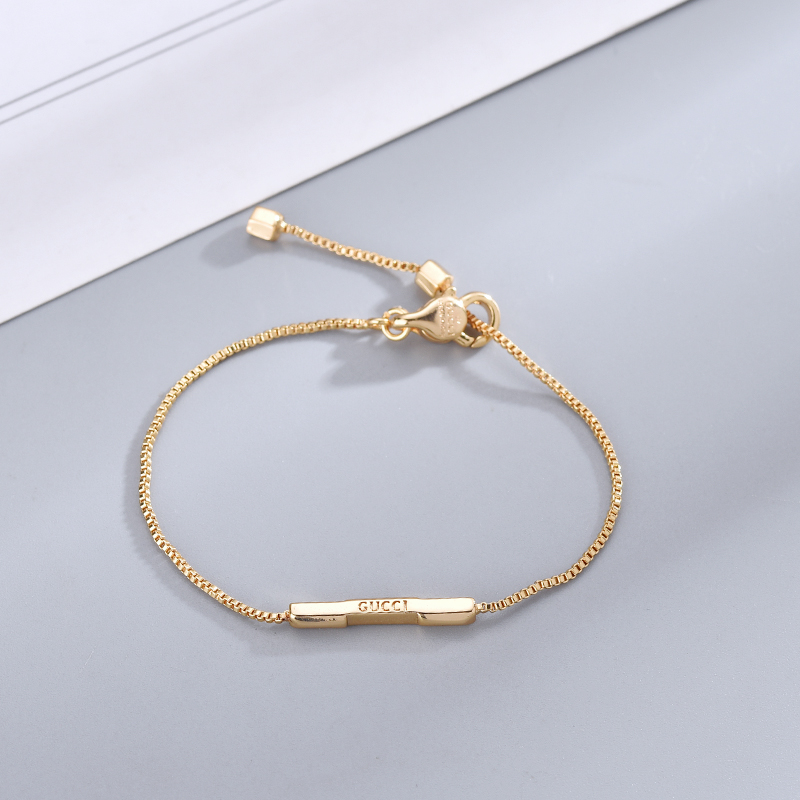 Gucci  Link To Love Bracelet With 'Gucci' Bar - DesignerGu