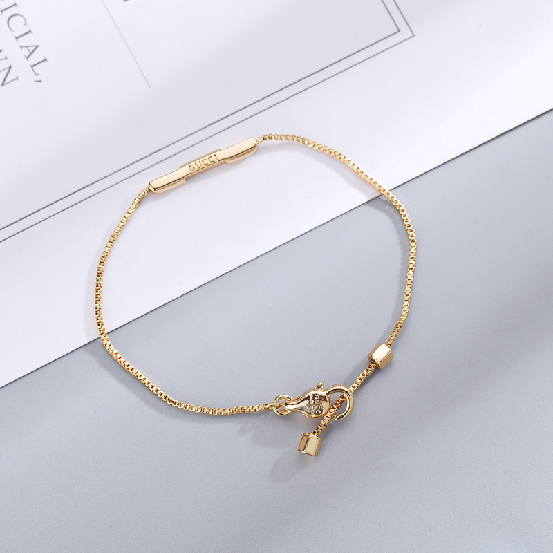 Gucci  Link To Love Bracelet With 'Gucci' Bar - DesignerGu