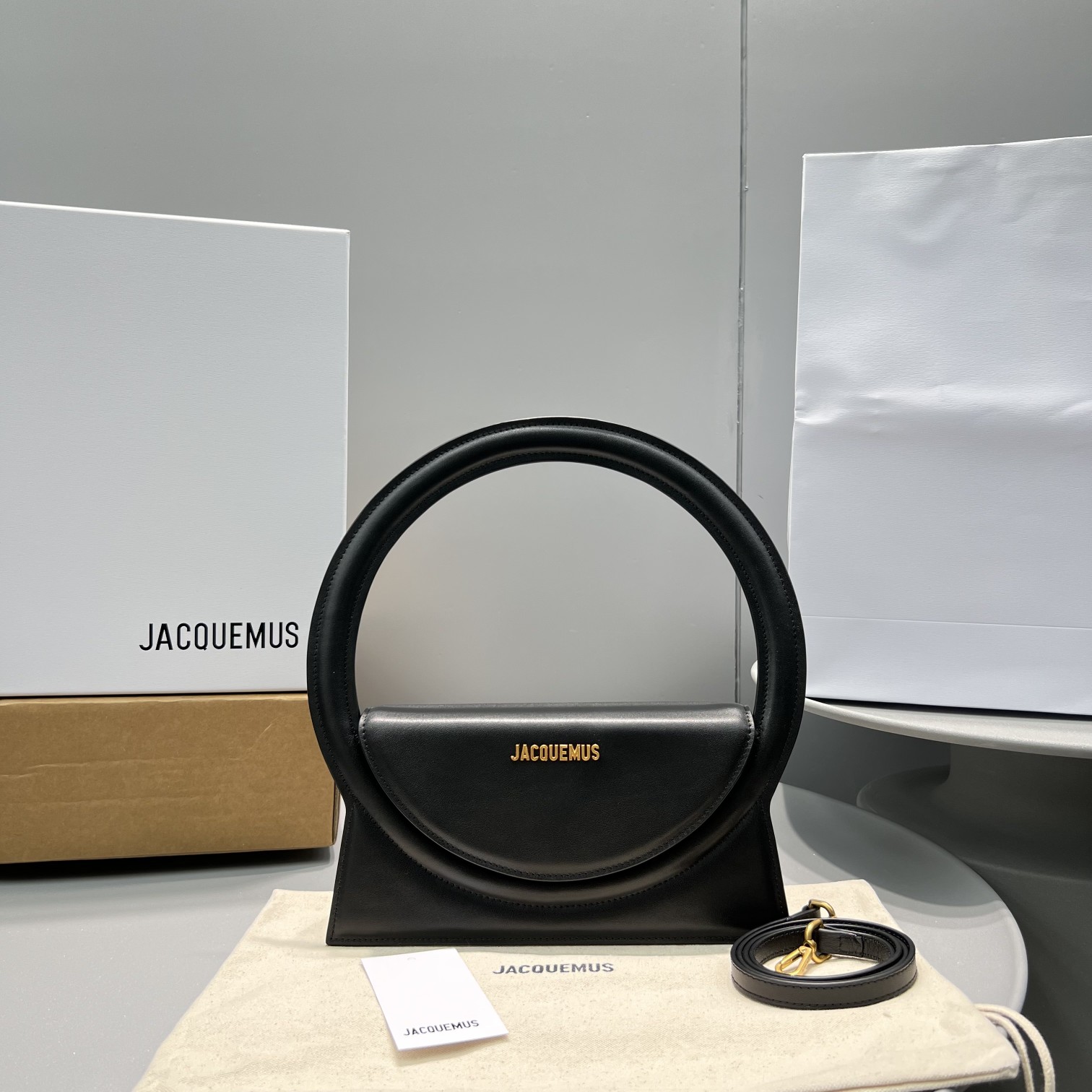 Jacquemus Le Sac Rond Circle Purse In Black(26-13-6cm) - DesignerGu