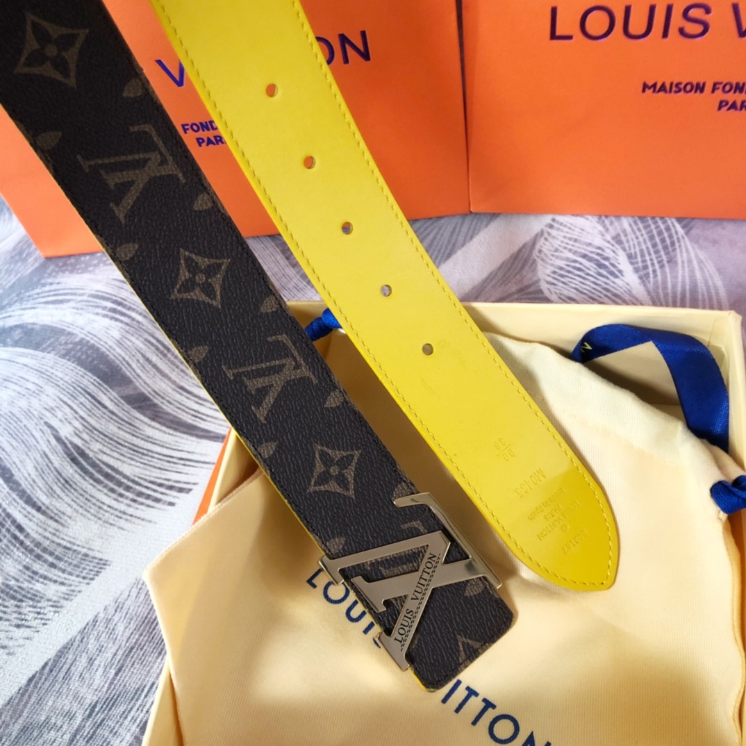 Louis Vuitton LV Pyramide Cities Exclusive 40MM Reversible Belt—London - DesignerGu