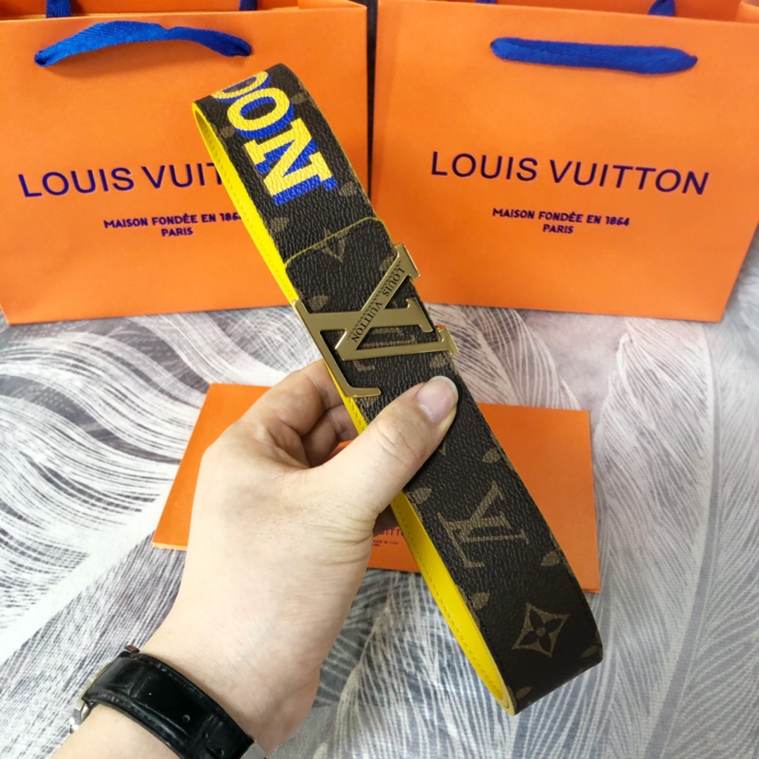 Louis Vuitton LV Pyramide Cities Exclusive 40MM Reversible Belt—London - DesignerGu