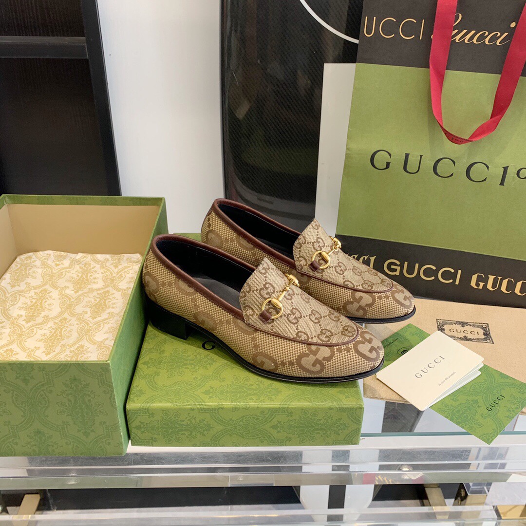 Gucci Women's Maxi GG Gucci Jordaan Loafer - DesignerGu