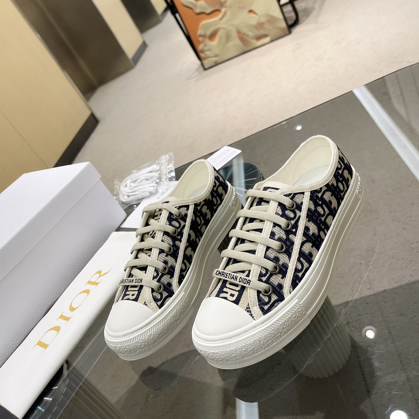 Dior Walk'n' Dior  Sneaker - DesignerGu