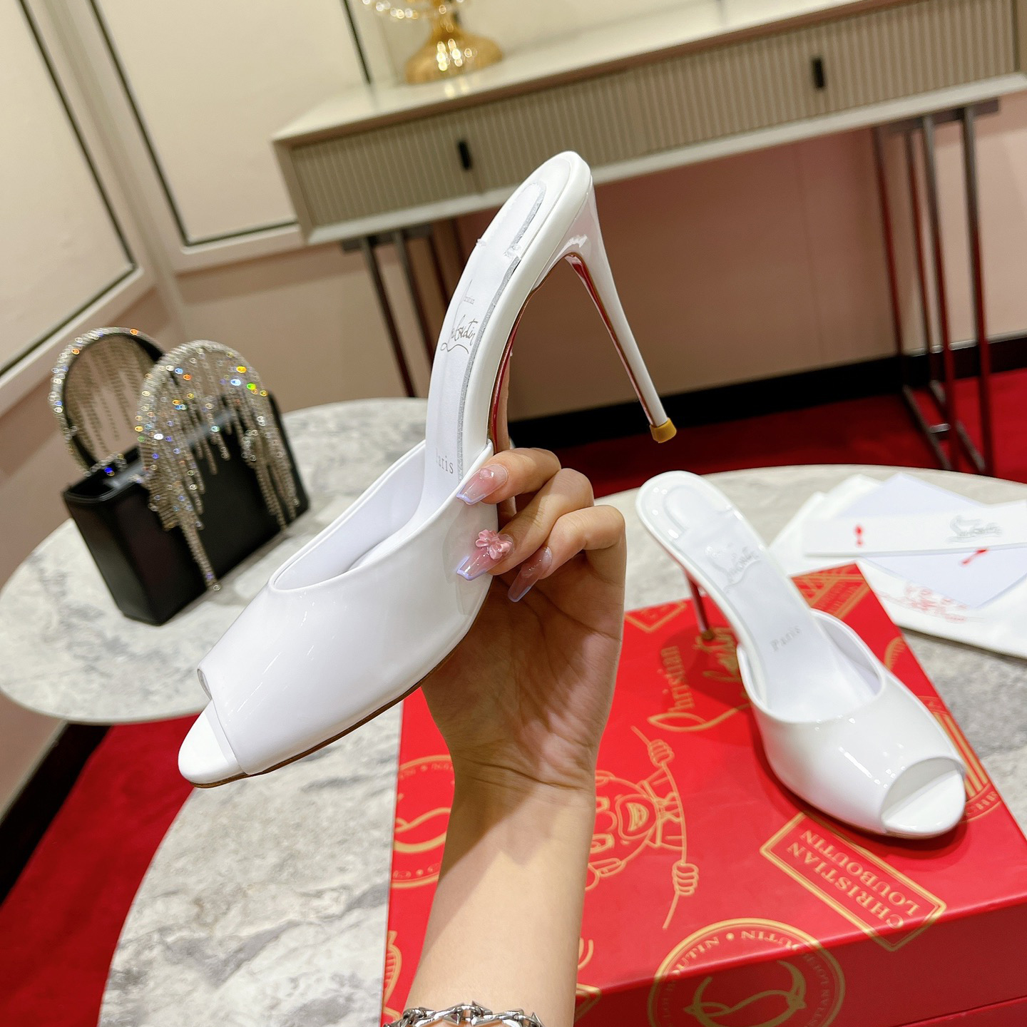 Christian Louboutin Me Dolly 100 mm - DesignerGu