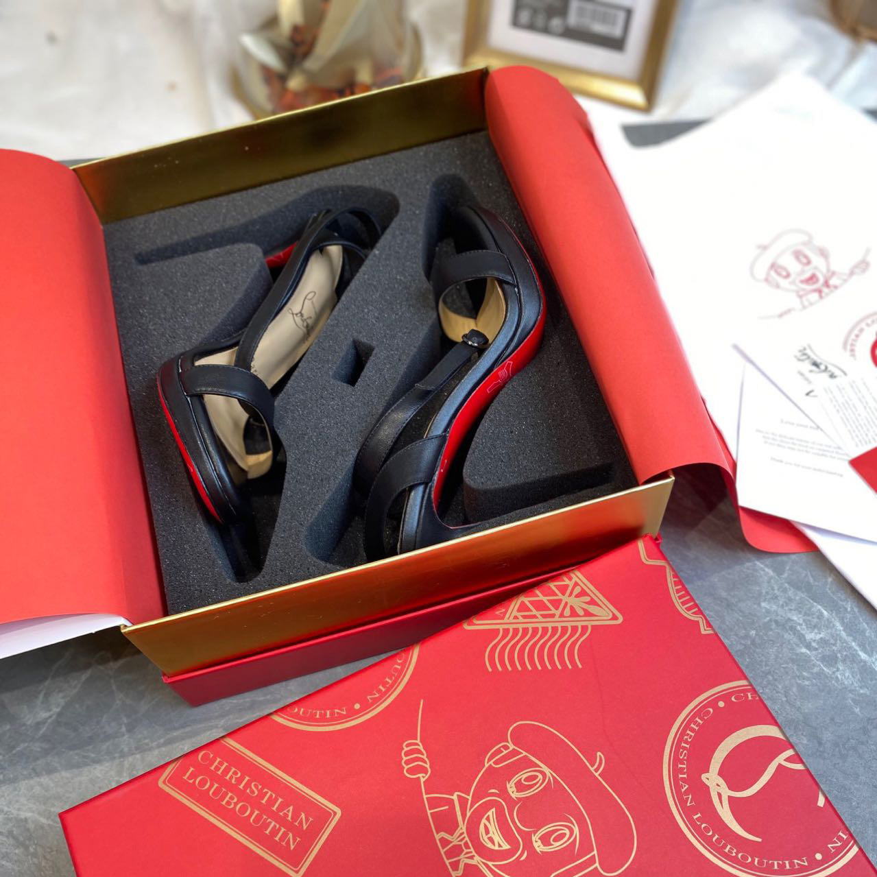 Christian Louboutin Loubigirl 100 mm - DesignerGu