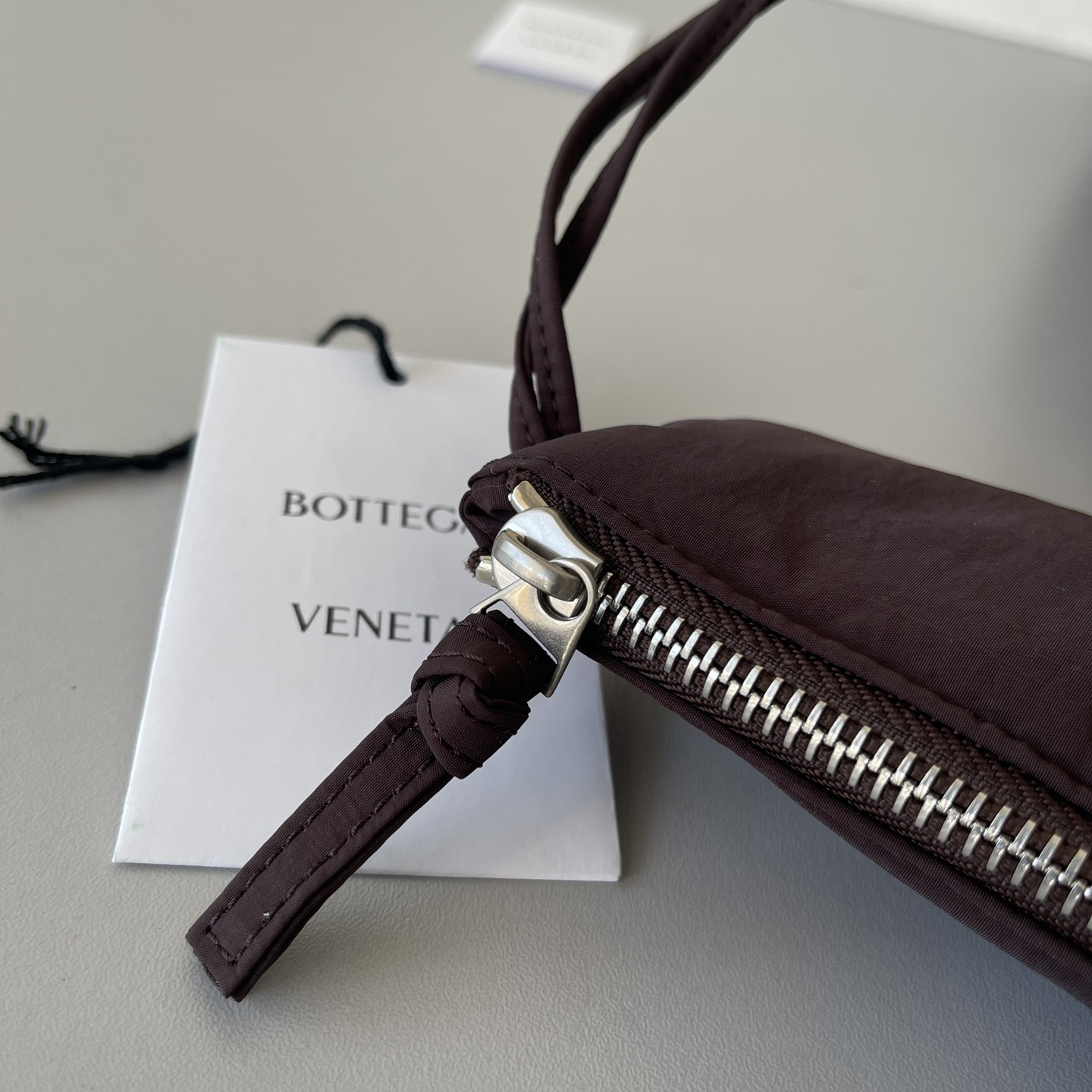 Bottega Veneta Padded Tech Cassette Padded Intreccio Nylon Cross-Body Bag(30-15-7.5cm) - DesignerGu