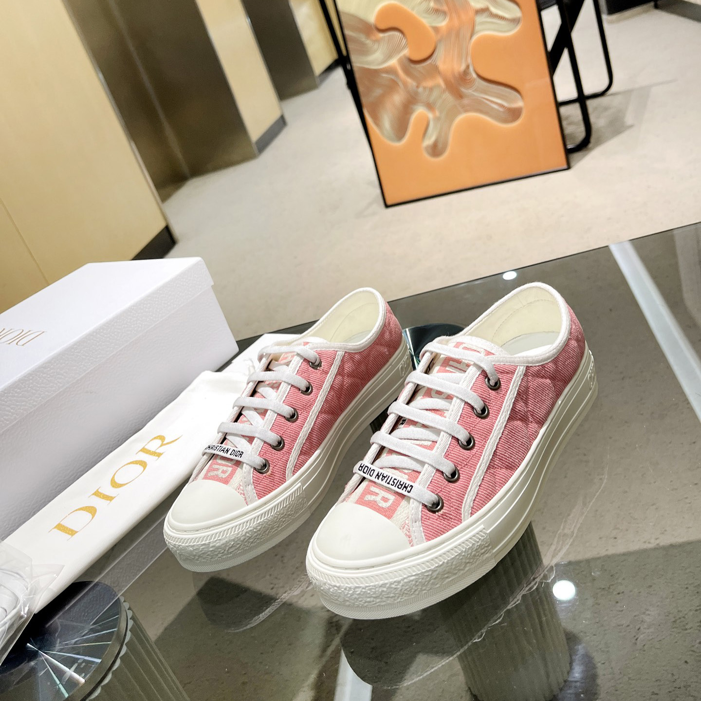 Dior Walk'n' Dior  Sneaker - DesignerGu