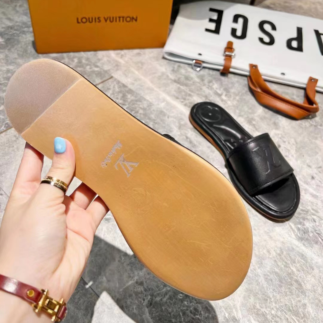 Louis Vuitton Magnetic Flat Mule    1AA1LT - DesignerGu