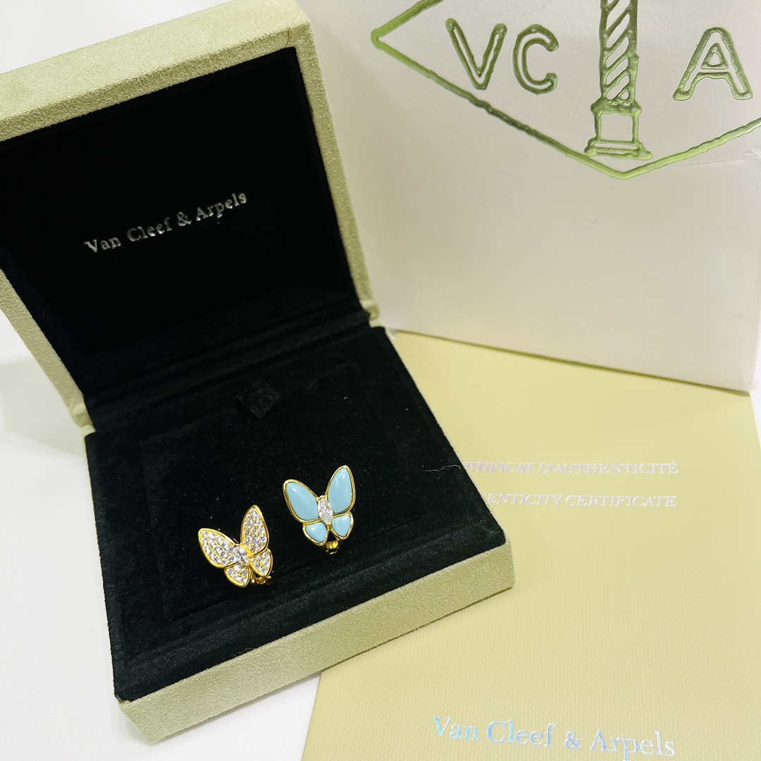 Van Cleef & Arpels Two Butterfly Earrings - DesignerGu