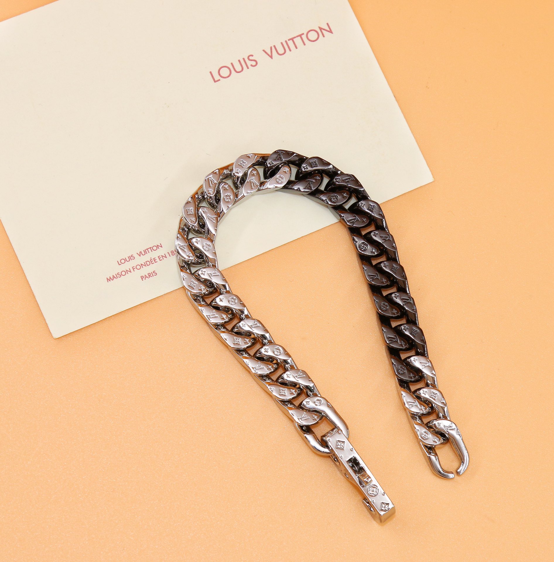 Louis Vuitton LV Chain Links Bracelet  21cm   M68273 - DesignerGu