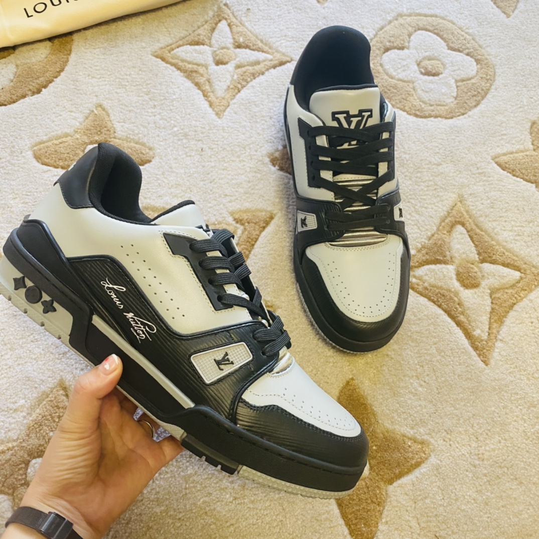 Louis Vuitton LV  Trainer Sneaker      - DesignerGu