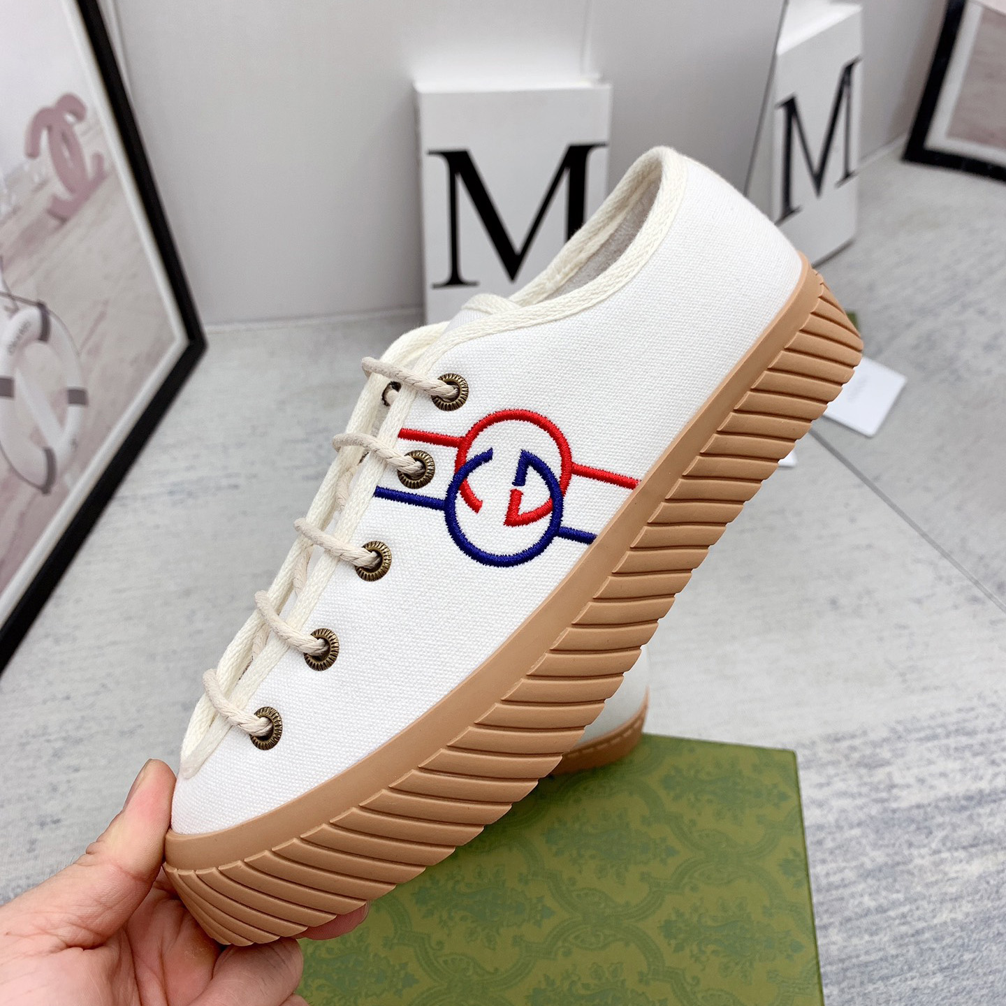 Gucci Interlocking G Sneaker - DesignerGu