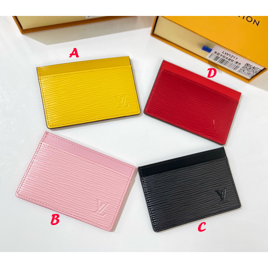 Louis Vuitton Card Holder     M81065 - DesignerGu