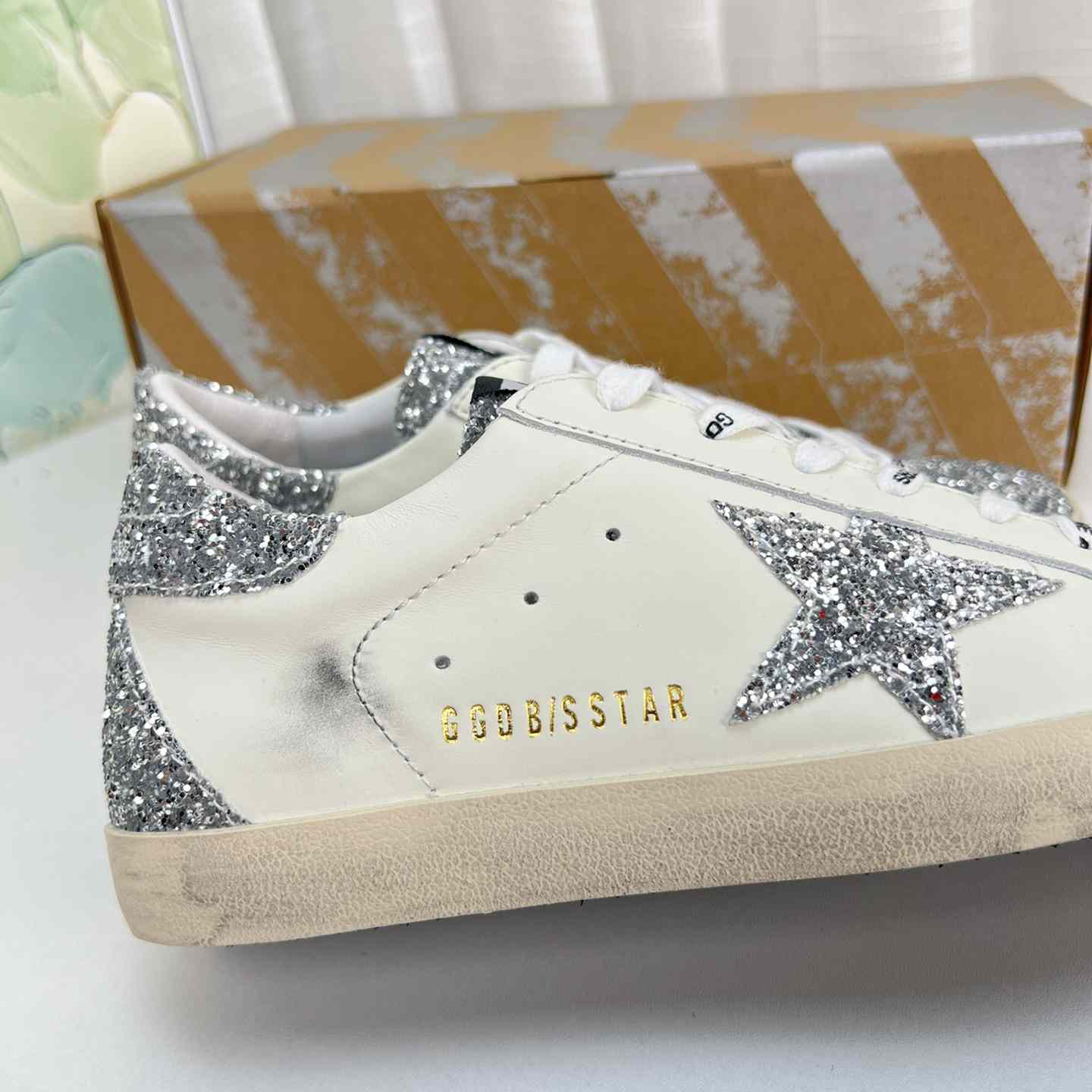 Golden Goose Super-Star Sneakers - DesignerGu