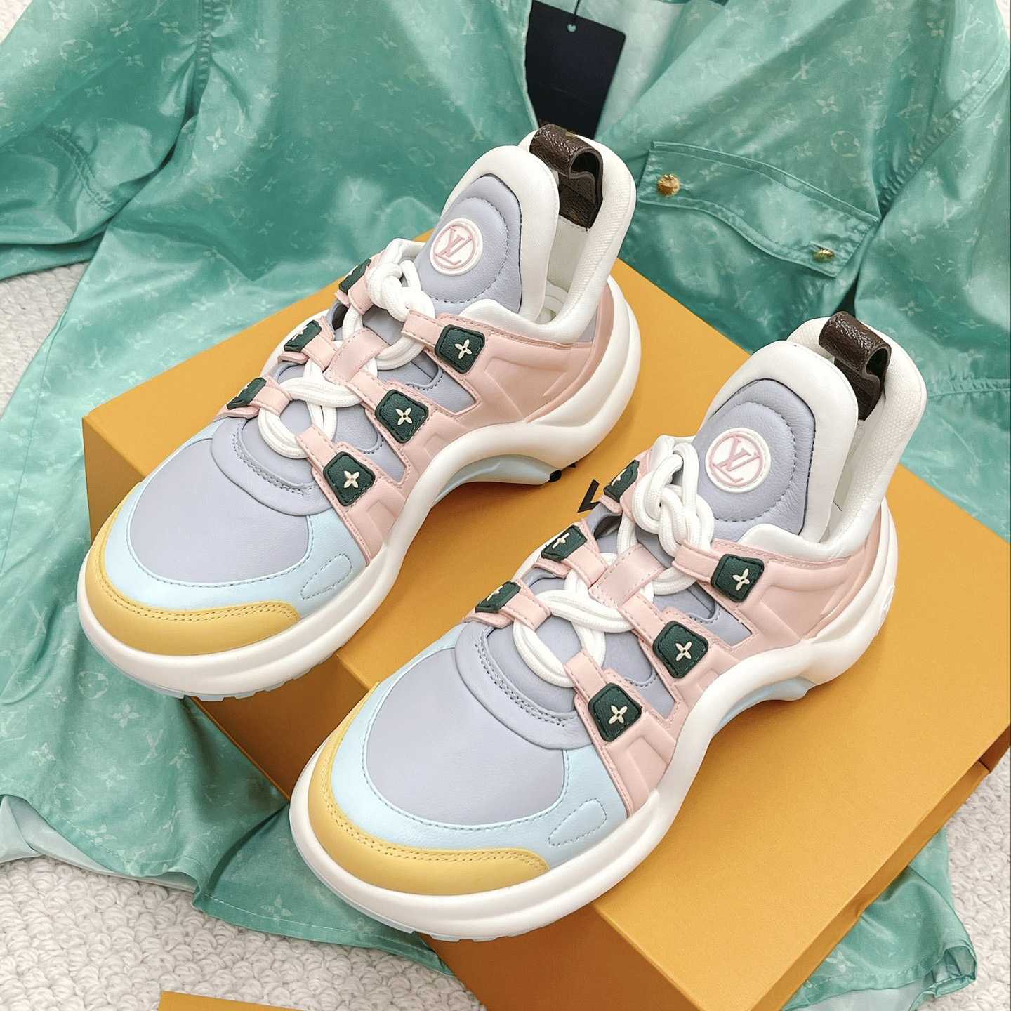 Louis Vuitton LV Archlight Sneaker        - DesignerGu