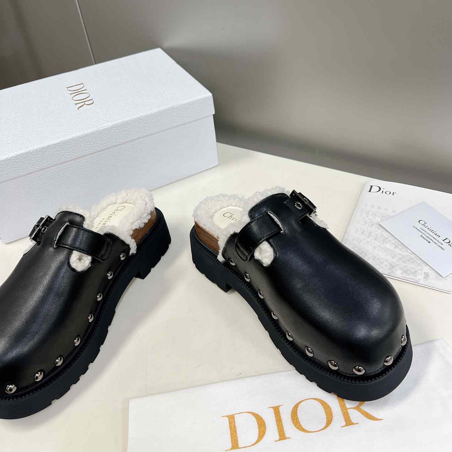 Dior Diorquake Clog - DesignerGu