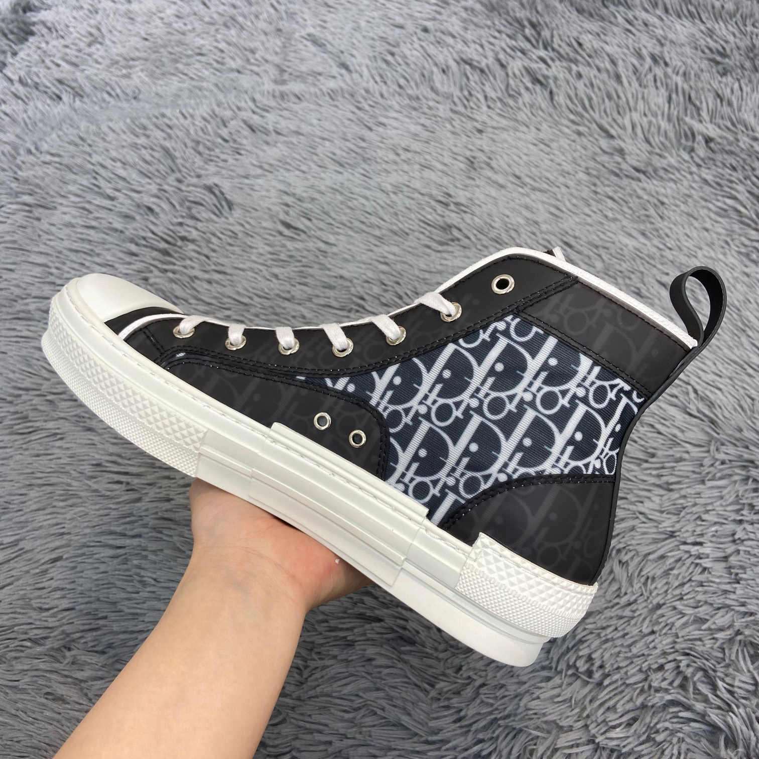 Dior B23 High-Top Sneaker - DesignerGu