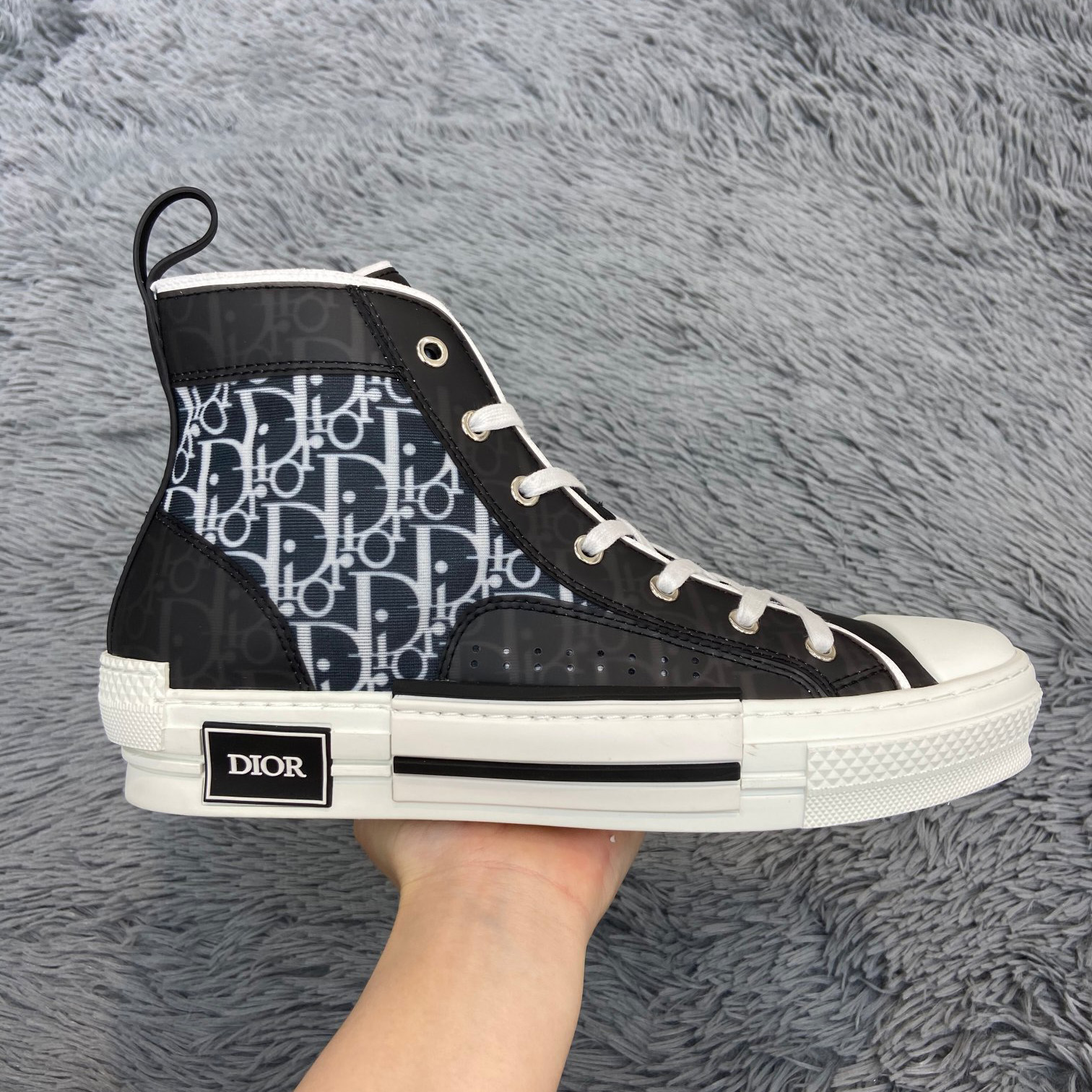 Dior B23 High-Top Sneaker - DesignerGu