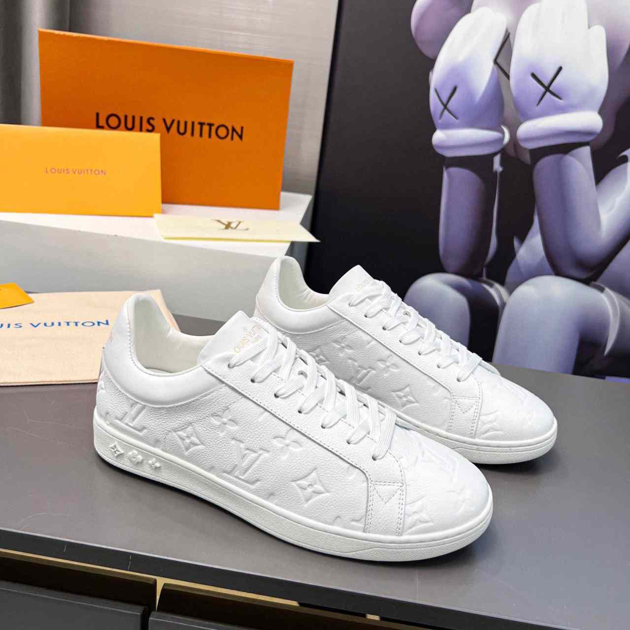 Louis Vuitton Luxembourg Sneaker    1A8QER - DesignerGu