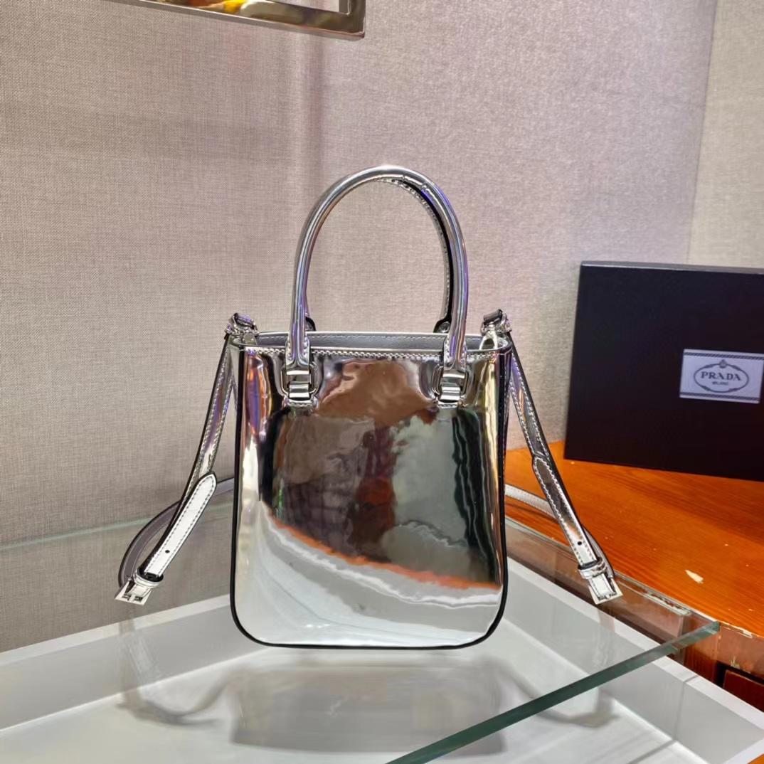 Prada Small Brushed Leather Tote(17.5-15-5cm) - DesignerGu