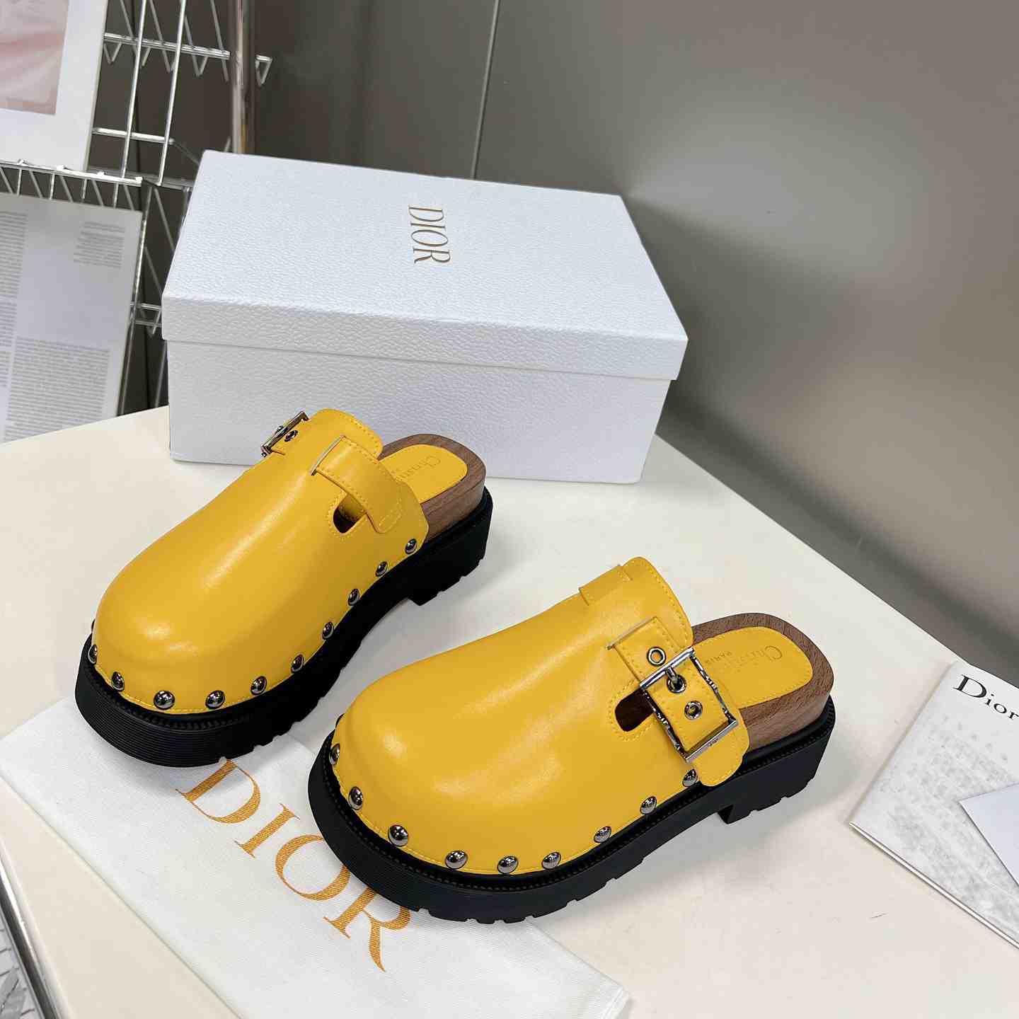 Dior Diorquake Clog - DesignerGu