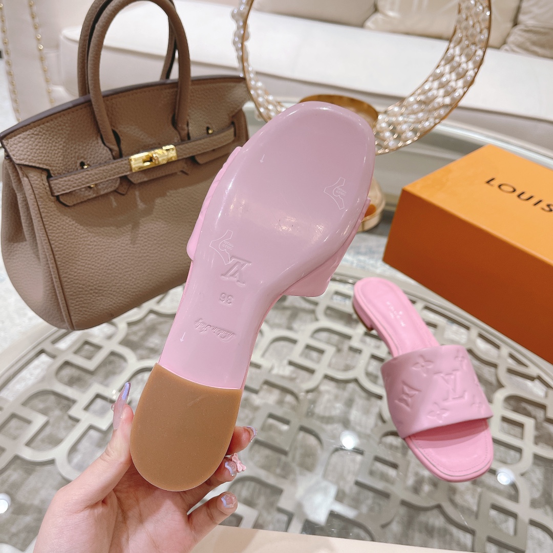 Louis Vuitton Revival Flat Mule     1AAEP0 - DesignerGu