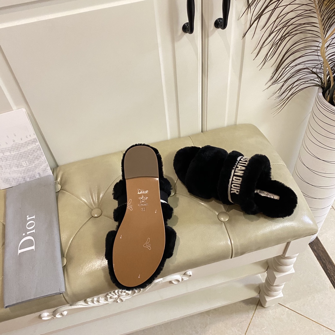 Dior Chez Moi Slide - DesignerGu