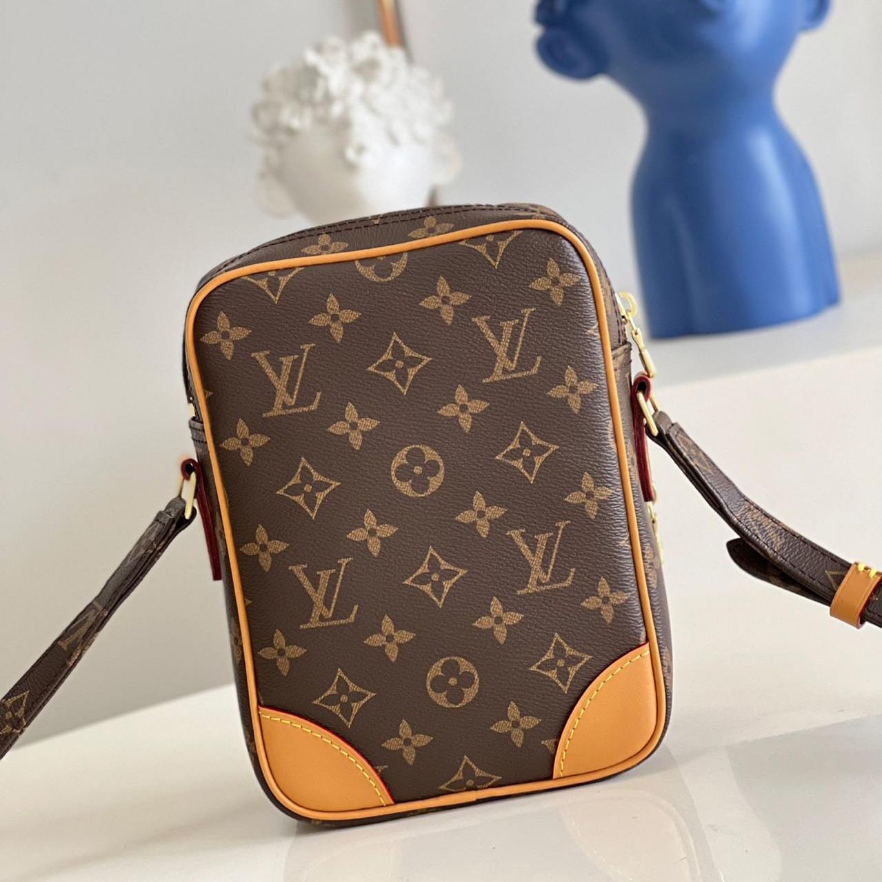 Louis Vuitton Monogram Shoulder Bag(15-21.5-10cm)   M45236 - DesignerGu