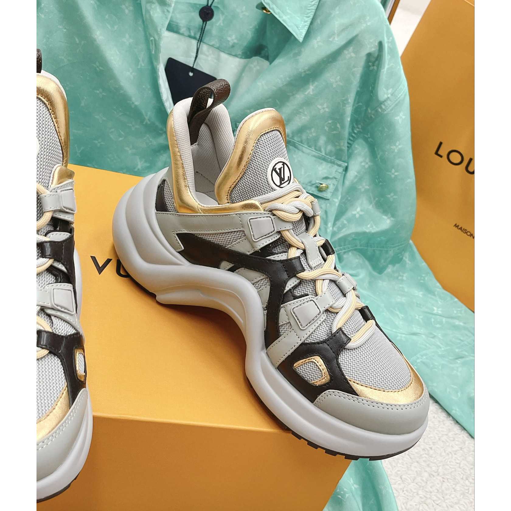 Louis Vuitton LV Archlight Sneaker      - DesignerGu