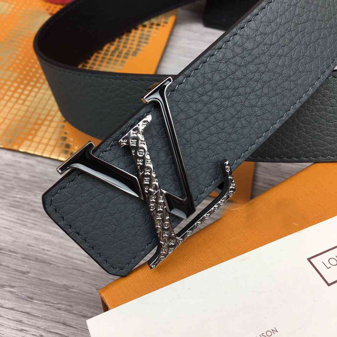 Louis Vuitton 40MM Reversible Belt - DesignerGu