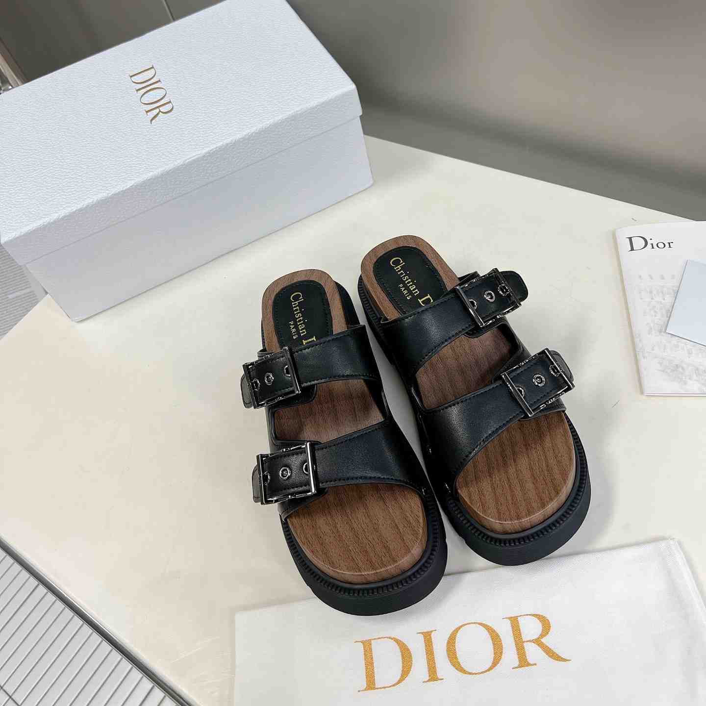 Dior Diorquake Strap Sandal - DesignerGu