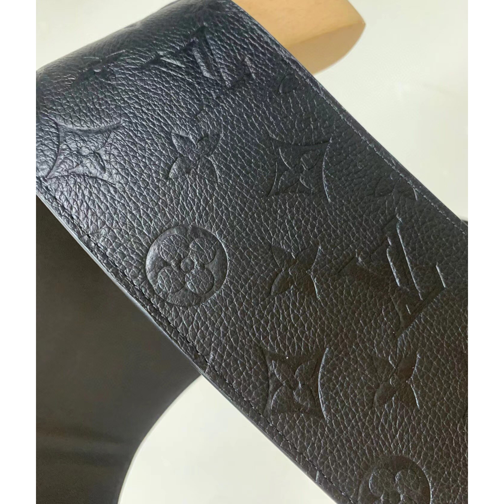 Louis Vuitton Black Monogram Embossed Leather Mid Layer  - DesignerGu