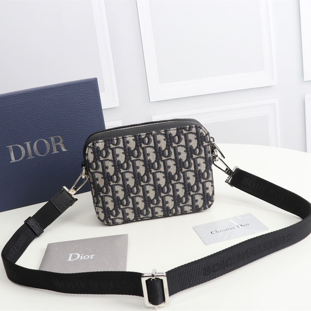 Dior Pouch With Shoulder Strap (17-12.5-5cm) - DesignerGu