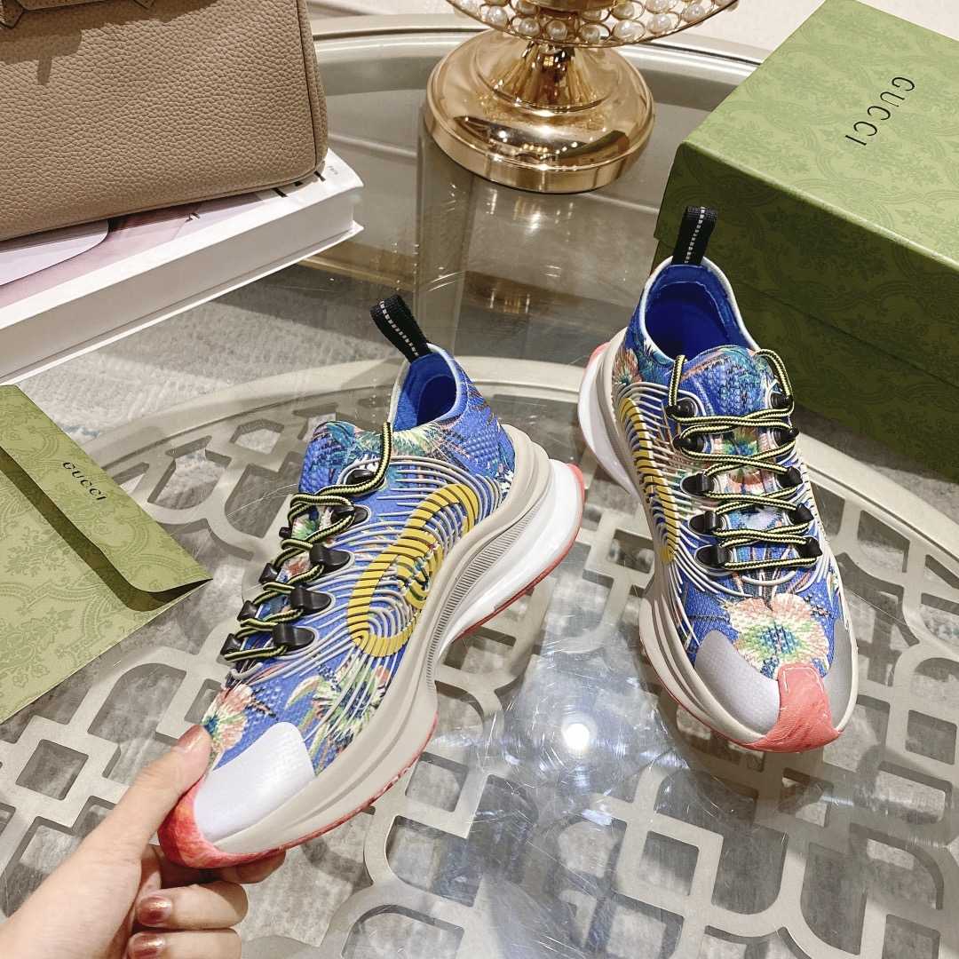 Gucci Run Floral Sneaker - DesignerGu