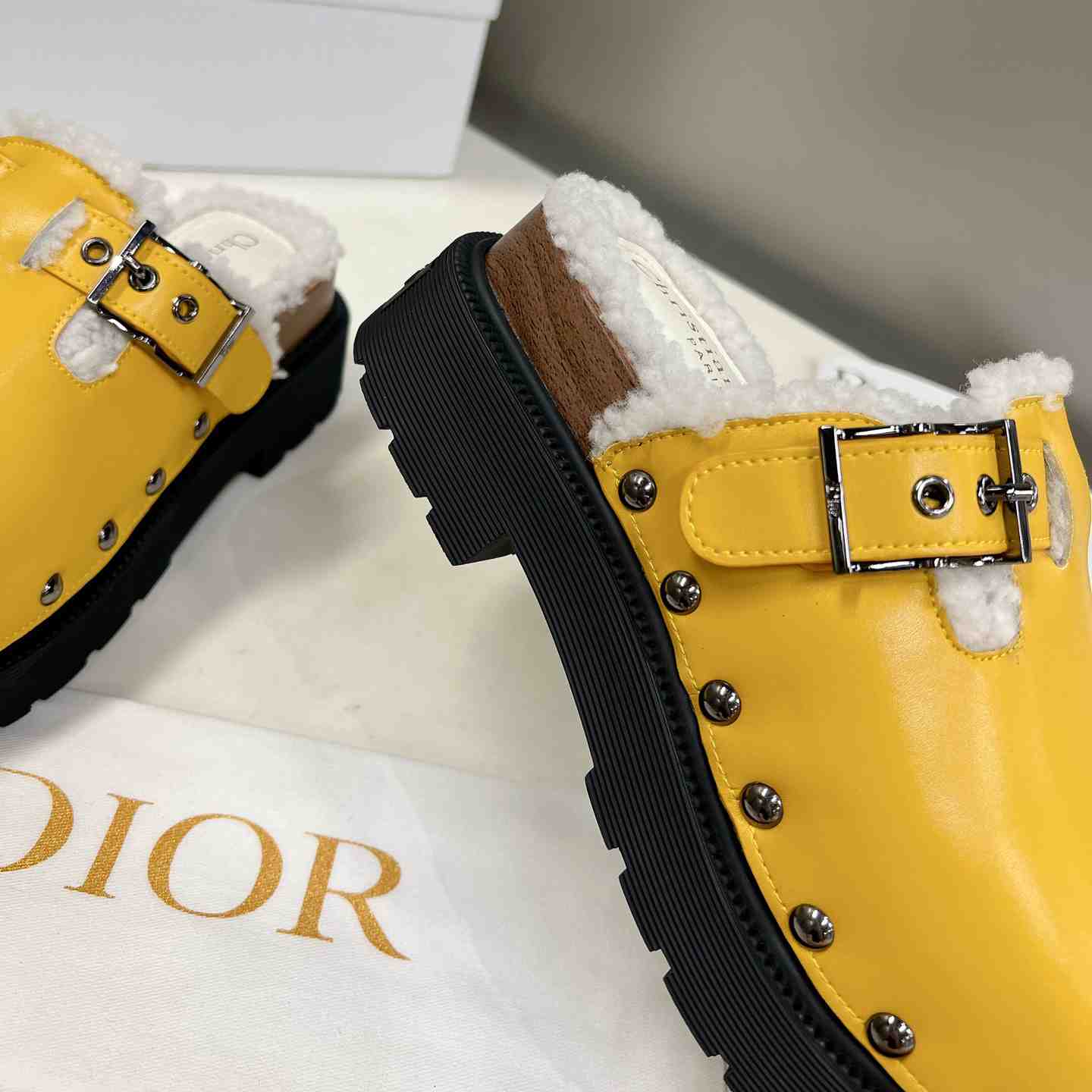 Dior Diorquake Clog - DesignerGu