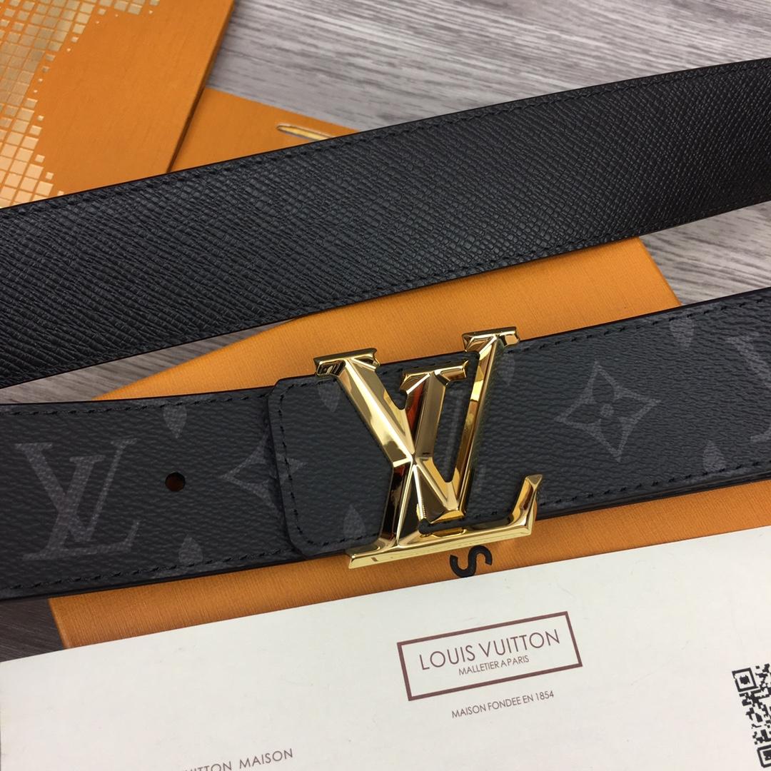 Louis Vuitton LV Pyramide 40mm Reversible - DesignerGu